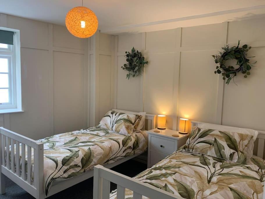 Gorgeous Seaside Getaway. Apartment Hastings Exterior photo